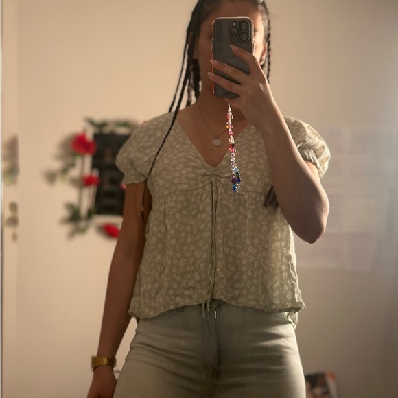 Green Floral NoBo top - Picture 7 of 7